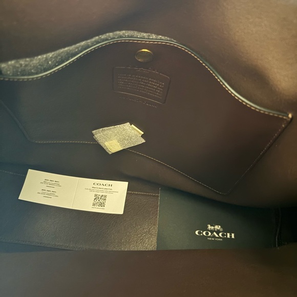 COACH Brooklyn 39 Hobo NWT Maple Brown - Picture 7 of 11